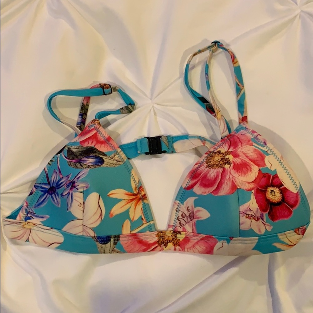 TRIANGL bikini top